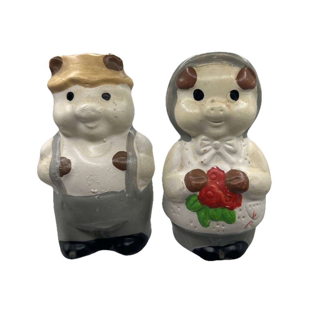 Vintage Mr and Mrs Pig Salt And Pepper Shakers Piggy Piglet Farmer Farm Kitchen